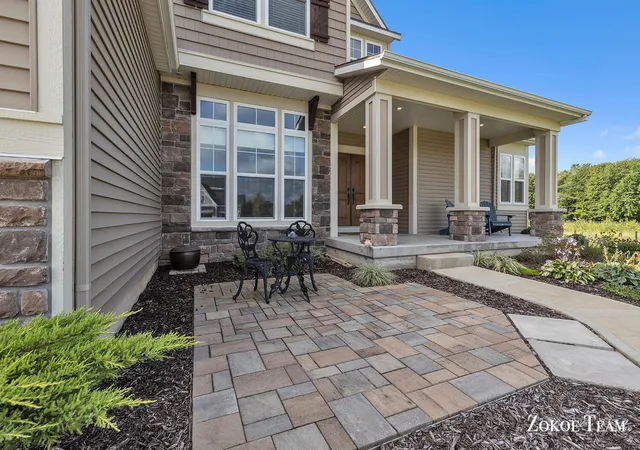 Photo 3 of Single family home for sale at 1936 Red Barn Dr, Hudsonville, MI 49426 | MLS# 65026046732 | Listing updated on 2026-09-10