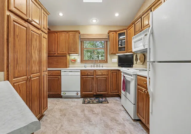 Photo 4 of Condo for sale at 9548 Marco Dr, Portage, MI 49002 | MLS# 71026046731 | Listing updated on 2026-09-16