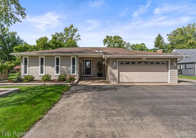 Photo 2 of Single family home for sale at 6654 Orion Rd, Rochester Hills, MI 48306 | MLS# 20261070846 | Listing updated on 2026-09-15