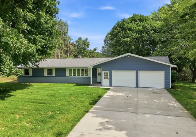 Single family home for sale at 2061 S Green Rd, Lake City, MI 49651 | MLS# 78080073170