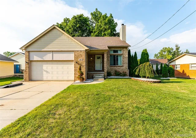 Photo 1 of Single family home for sale at 487 Glenn Ct, Lake Orion, MI 48362 | MLS# 20261070857 | Listing updated on 2026-09-14