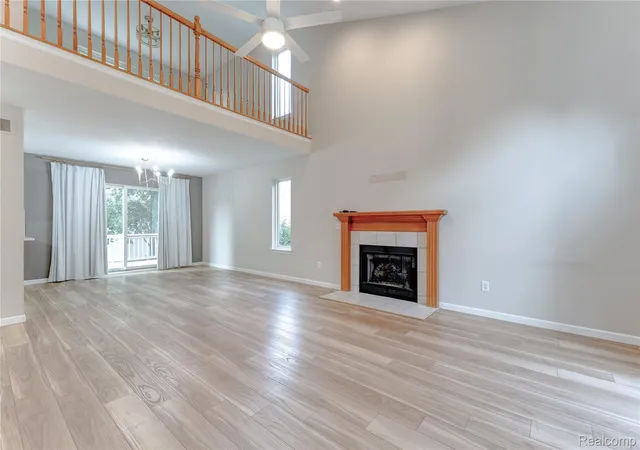 Photo 3 of Single family home for sale at 487 Glenn Ct, Lake Orion, MI 48362 | MLS# 20261070857 | Listing updated on 2026-09-14
