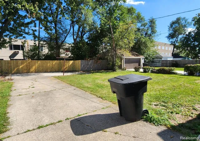 Photo 19 of Single family home for sale at 19212 Mackay St, Detroit, MI 48234 | MLS# 20261070861 | Listing updated on 2026-09-04