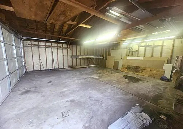 Photo 3 of Single family home for sale at 6015 Herbert St, Westland, MI 48185 | MLS# 81026046737 | Listing updated on 2026-09-17