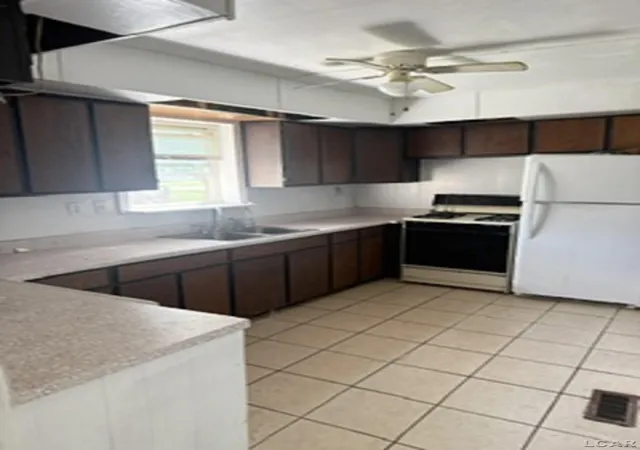 Photo 2 of Single family home for sale at 2764 Drexel Blvd, Adrian, MI 49221 | MLS# 56050220637 | Listing updated on 2026-10-06