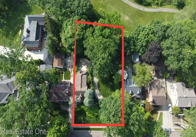 Photo 1 of Single family home for sale at 939 S Highland St, Dearborn, MI 48124 | MLS# 20261070874 | Listing updated on 2026-09-03