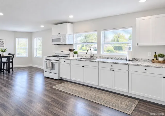 Photo 2 of Single family home for sale at 1025 E Mandeville St, Burton, MI 48529 | MLS# 20261070878 | Listing updated on 2026-09-14