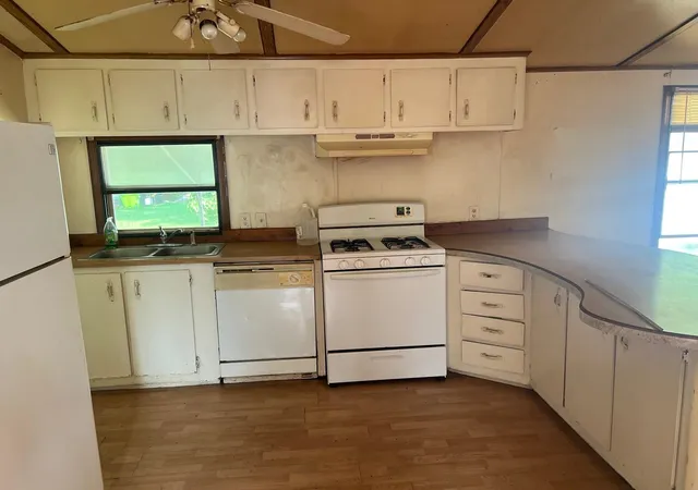 Photo 3 of Single family home for sale at 502 Hysell St, Clare, MI 48617 | MLS# 79080073174 | Listing updated on 2026-10-03