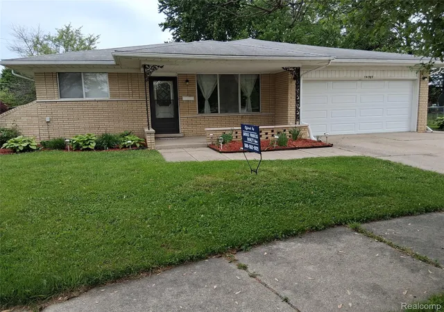 Photo 2 of Single family home for sale at 14707 Howell Ct, Sterling Heights, MI 48312 | MLS# 20261070890 | Listing updated on 2026-10-12