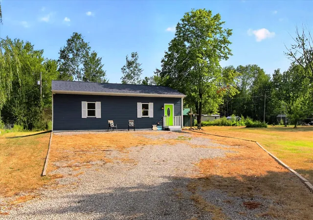 Photo 2 of Single family home for sale at 8048 17 Mile Rd, Rodney, MI 49342 | MLS# 72026046761 | Listing updated on 2026-09-02