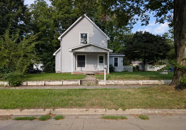 Single family home for sale at 324 S East St, Cassopolis, MI 49031 | MLS# 69026046766