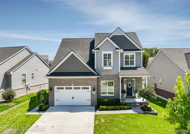 Photo 3 of Single family home for sale at 860 N Mill St, South Lyon, MI 48178 | MLS# 20261070895 | Listing updated on 2026-09-04