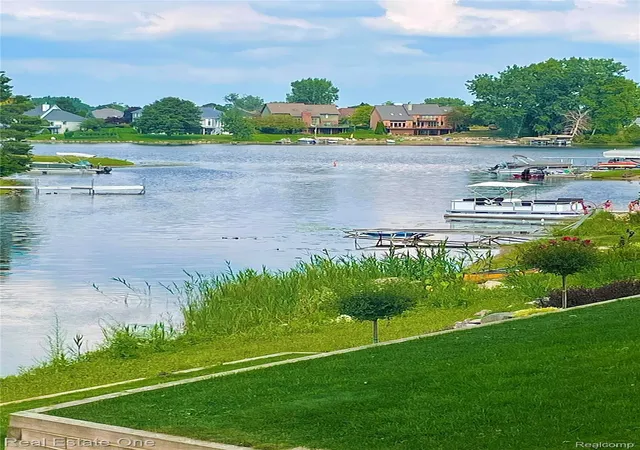 Photo 3 of Single family home for sale at 1910 Harwood Dr, Oxford, MI 48371 | MLS# 20261070896 | Listing updated on 2026-10-04