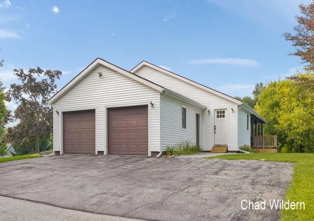 Photo 3 of Single family home for sale at 7200 Knapp St Ne, Ada, MI 49301 | MLS# 65026046768 | Listing updated on 2026-09-10