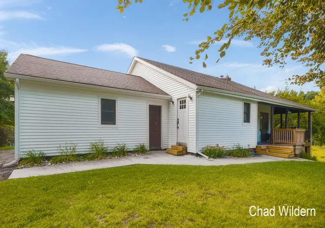 Photo 3 of Single family home for sale at 7200 Knapp St NE, Ada, MI 49301 | MLS# 65026046768 | Listing updated on 2026-09-10
