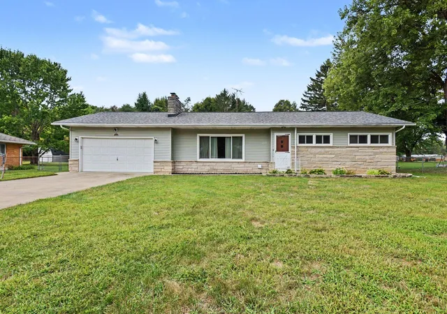 Photo 1 of Sale Pending at 235 Oriole Dr, Battle Creek, MI 49037 | MLS# 65026046769 | Listing updated on 2026-09-07