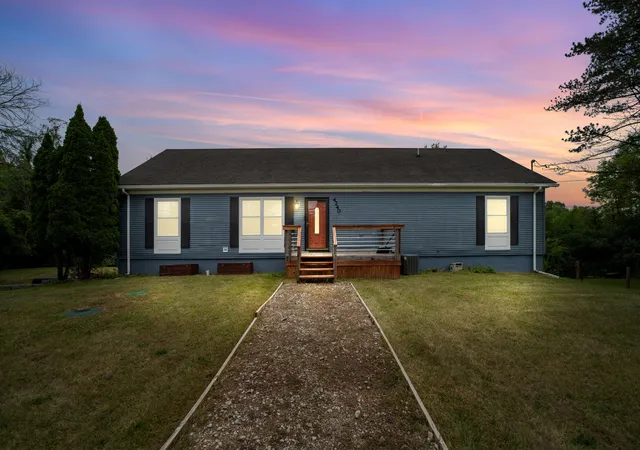 Photo 1 of Single family home for sale at 4240 E Commerce Rd, Commerce Township, MI 48382 | MLS# 81026046776 | Listing updated on 2026-09-12