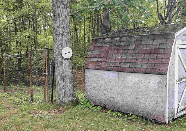 Photo 4 of Single family home for sale at 6842 M 65, Hale, MI 48739 | MLS# 77080073178 | Listing updated on 2026-09-06