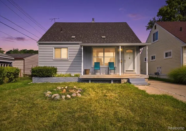 Photo 1 of Single family home for sale at 14801 Mona Ave, Warren, MI 48089 | MLS# 20261070923 | Listing updated on 2026-09-03