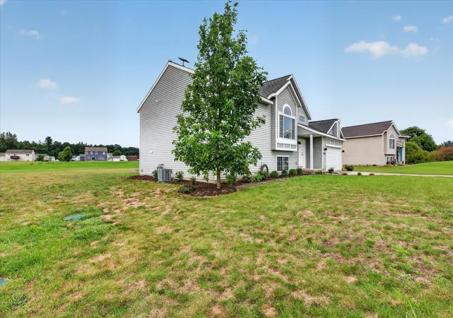 Photo 2 of Single family home for sale at 11310 Meadow Wood Cir, Greenville, MI 48838 | MLS# 65026046791 | Listing updated on 2026-09-06