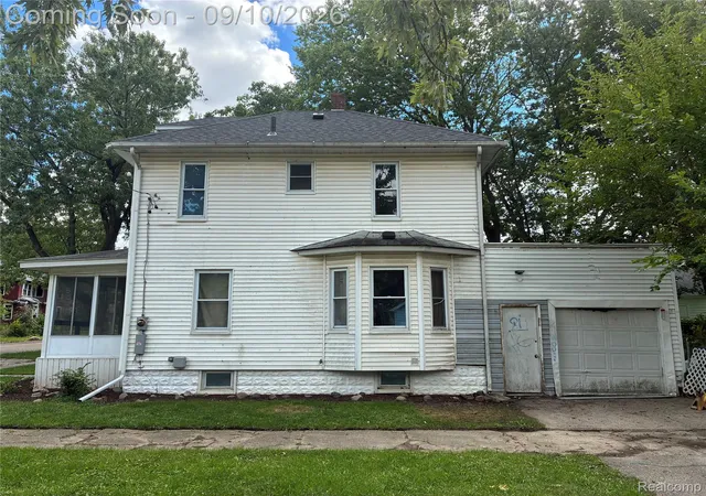 Photo 3 of Single family home for sale at 1517 Iowa Ave, Flint, MI 48506 | MLS# 20261070938 | Listing updated on 2026-09-10