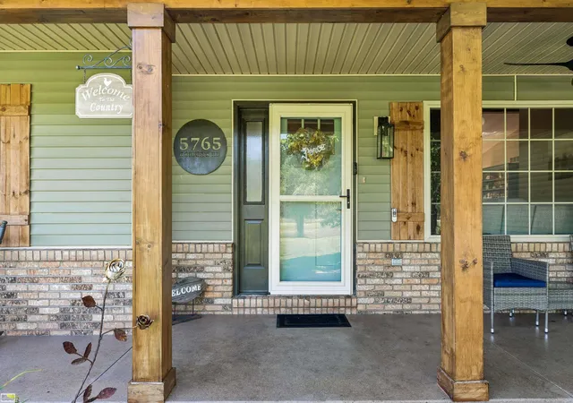 Photo 4 of Single family home for sale at 5765 Roberts Rd, Cottrellville, MI 48039 | MLS# 58050220656 | Listing updated on 2026-09-03
