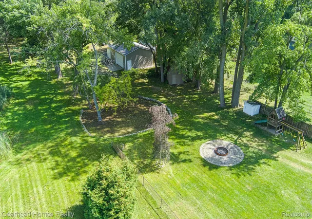 Photo 75 of Single family home for sale at 3068 Seebaldt Ave, Waterford, MI 48329 | MLS# 20261070945 | Listing updated on 2026-09-05