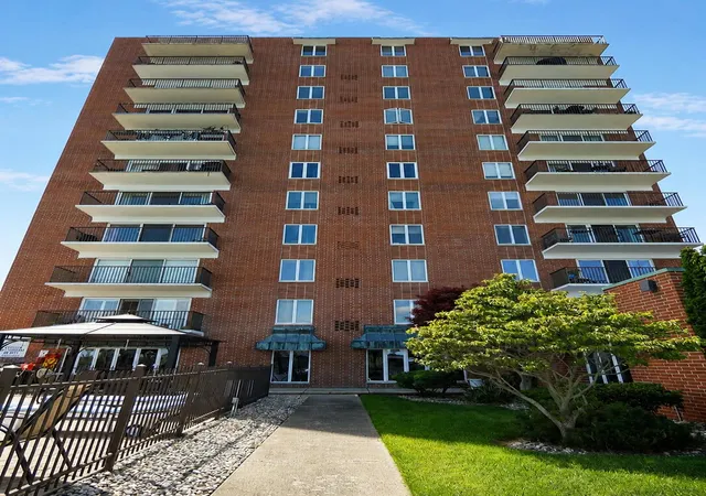 Photo 2 of Condo for sale at 3301 Biddle Ave, Wyandotte, MI 48192 | MLS# 81026046801 | Listing updated on 2026-09-15