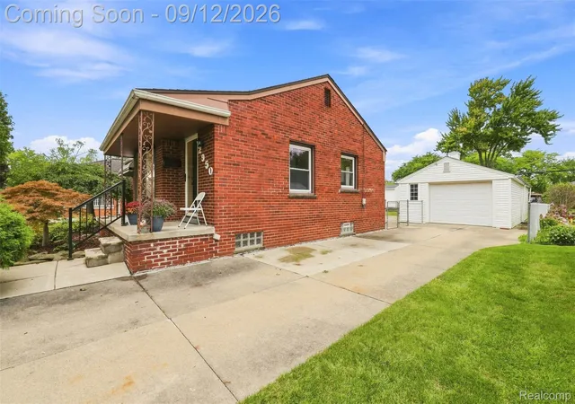 Photo 39 of Single family home for sale at 2950 Edsel St, Trenton, MI 48183 | MLS# 20261070955 | Listing updated on 2026-09-12
