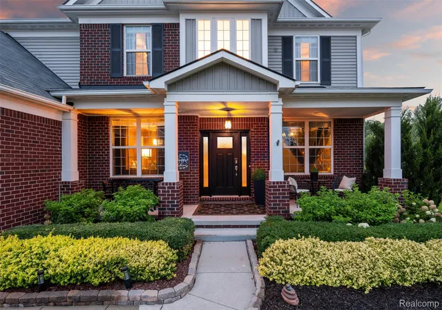 Photo 2 of Single family home for sale at 2210 Findley Cir, Lake Orion, MI 48360 | MLS# 20261070956 | Listing updated on 2026-09-15
