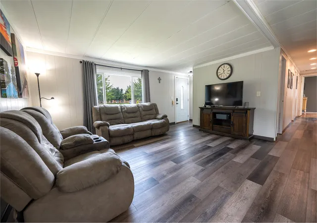 Photo 2 of Single family home for sale at 498 N Maple St, Fennville, MI 49408 | MLS# 65026046806 | Listing updated on 2026-09-16