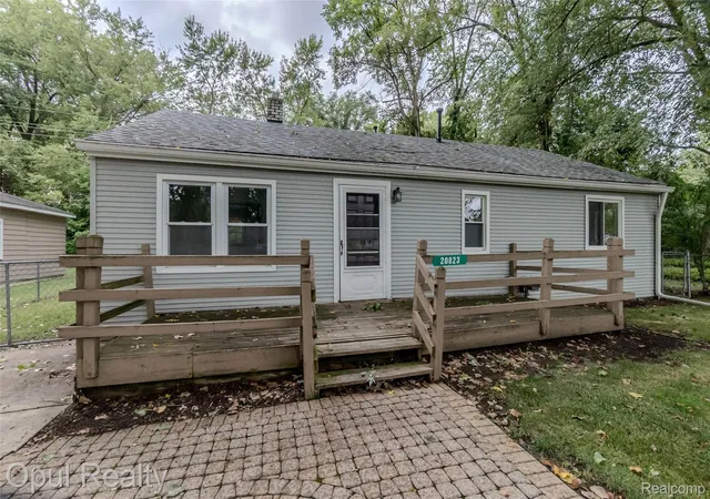 Photo 2 of Single family home for sale at 20823 Hugo St, Farmington Hills, MI 48336 | MLS# 20261070961 | Listing updated on 2026-09-17