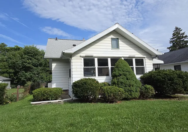 Photo 2 of Single family home for sale at 133 N Wisner St, Jackson, MI 49202 | MLS# 56050220663 | Listing updated on 2026-09-14