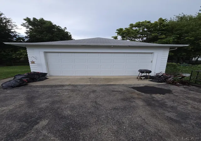 Photo 4 of Single family home for sale at 133 N Wisner St, Jackson, MI 49202 | MLS# 56050220663 | Listing updated on 2026-09-14