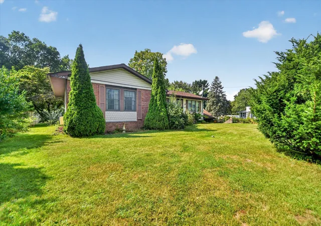 Photo 2 of Single family home for sale at 3124 Earl Dr, Spring Arbor, MI 49283 | MLS# 55026046809 | Listing updated on 2026-09-03