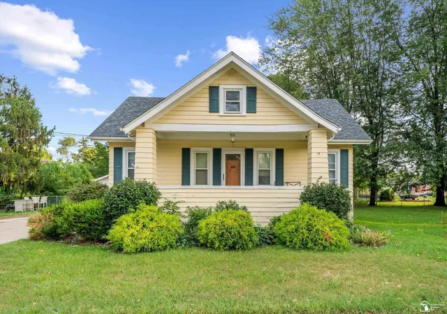 Photo 4 of Single family home for sale at 37261 Ellis St, New Boston, MI 48164 | MLS# 57050220664 | Listing updated on 2026-09-11
