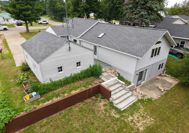 Photo 3 of Single family home for sale at 713 S Maple, Manton, MI 49663 | MLS# 78080073181 | Listing updated on 2026-09-16