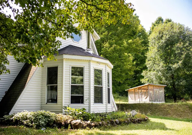 Photo 3 of Single family home for sale at 7415 Valley St, Alden, MI 49612 | MLS# 78080073183 | Listing updated on 2026-09-06