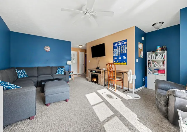 Photo 4 of Single family home for sale at 338 Maple St, Newaygo, MI 49337 | MLS# 65026046818 | Listing updated on 2026-09-16