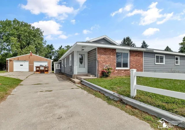 Photo 1 of Sale Pending at 17800 Lulu Rd, Petersburg, MI 49270 | MLS# 57050220666 | Listing updated on 2026-09-08