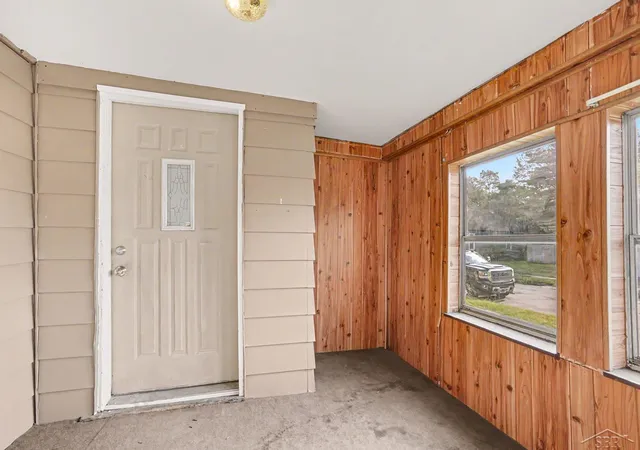Photo 2 of Single family home for sale at 700 24th Street, Bay City, MI 48708 | MLS# 61050220668 | Listing updated on 2026-09-03