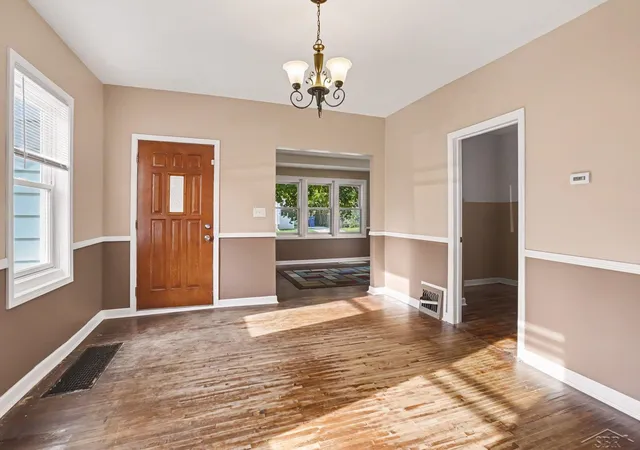 Photo 3 of Single family home for sale at 700 24th Street, Bay City, MI 48708 | MLS# 61050220668 | Listing updated on 2026-09-26