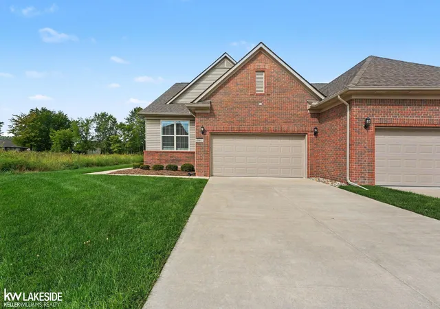 Listing Photo 2 - Condo for sale in building located at 48461 Birmingham Dr, New Baltimore, MI 48047