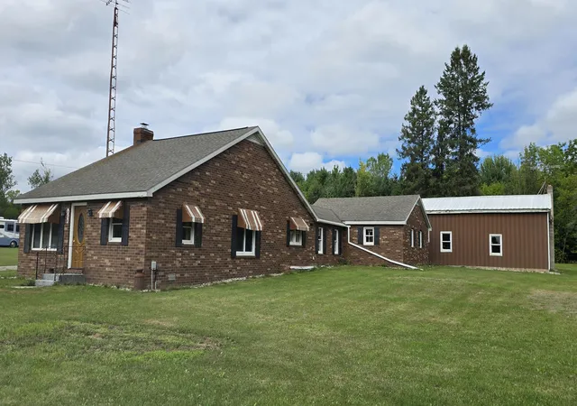 Photo 2 of Single family home for sale at 4256 E Wealthy St, Fountain, MI 49410 | MLS# 67026046826 | Listing updated on 2026-09-14