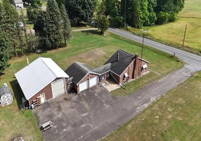 Photo 3 of Single family home for sale at 4256 E Wealthy St, Fountain, MI 49410 | MLS# 67026046826 | Listing updated on 2026-09-14