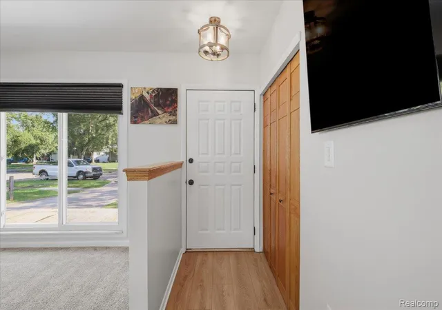Photo 4 of Single family home for sale at 316 Tamarac Dr, Davison, MI 48423 | MLS# 20261070984 | Listing updated on 2026-09-15