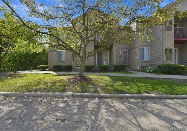 Photo 1 of Condo for sale at 34780 W 8 Mile Rd #7, Farmington, MI 48335 | MLS# 20261070986 | Listing updated on 2026-09-07