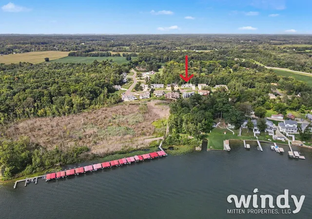 Photo 3 of Single family home for sale at 8589 Heron Ct, Watervliet, MI 49098 | MLS# 65026046834 | Listing updated on 2026-09-15