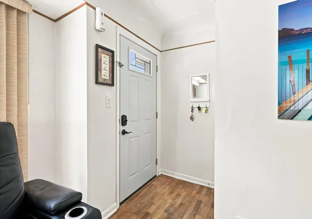 Photo 4 of Single family home for sale at 3814 Cherokee Ave, Flint, MI 48507 | MLS# 65026046839 | Listing updated on 2026-09-14