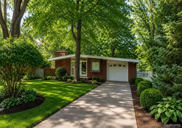 Photo 2 of Single family home for sale at 29905 Pleasant Trl, Southfield, MI 48076 | MLS# 20261070998 | Listing updated on 2026-09-04